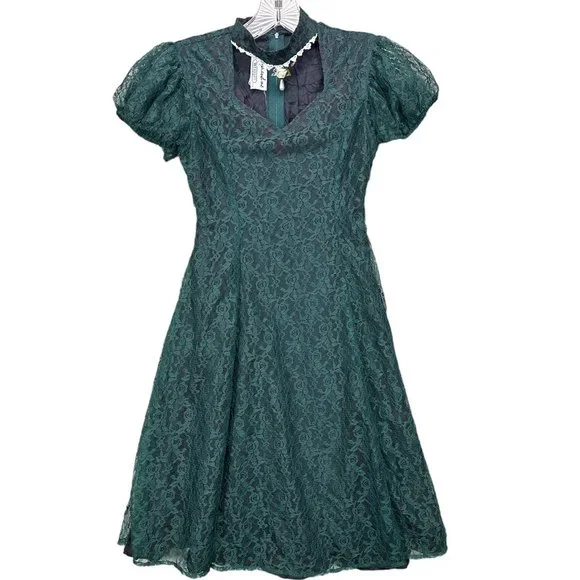 Vintage | Dresses | Vintage 9s Emerald Green Floral Lace Choker Neck Dress  Short Sleeves Fits Xss | Poshmark